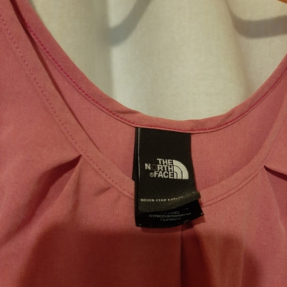 Pink The Northface dress - Picture 2 of 4